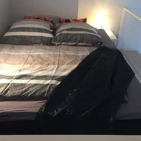 Deluxe Art In Heart Of