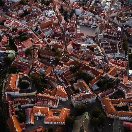 Deluxe Art In Heart Of Apartman Tallinn