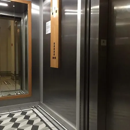 アパート Deluxe Art In Heart Of タリン