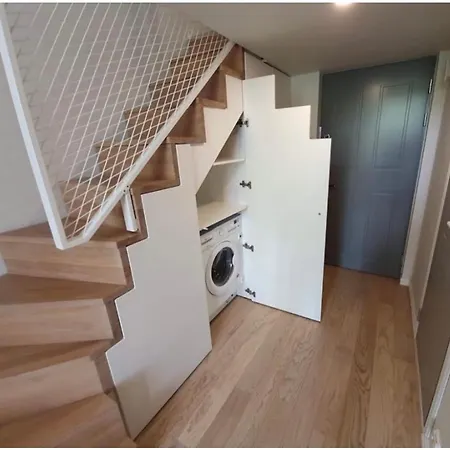 Deluxe Art In Heart Of *