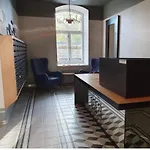Apartman Deluxe Art In Heart Of